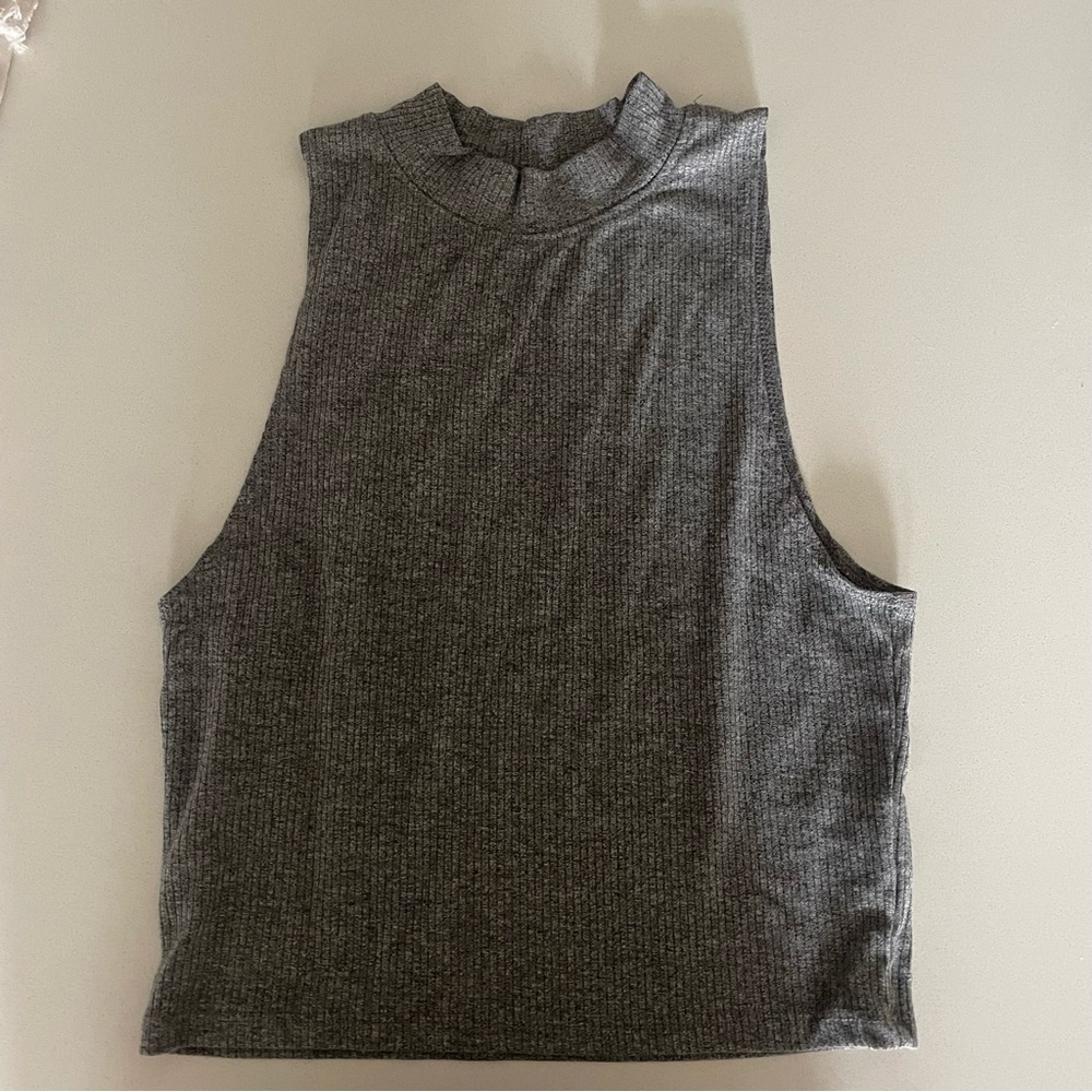 Grey crop top